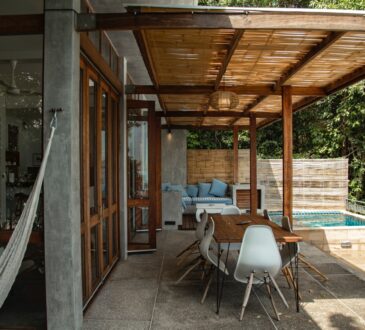 Backyard Entertaining Landscape Ideas