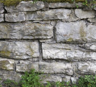 Landscaping IDEAS Retaining Wall