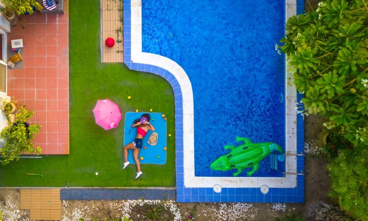 Simple Pool Landscaping IDEAS