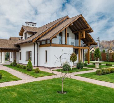 Two Level Backyard Landscaping IDEAS